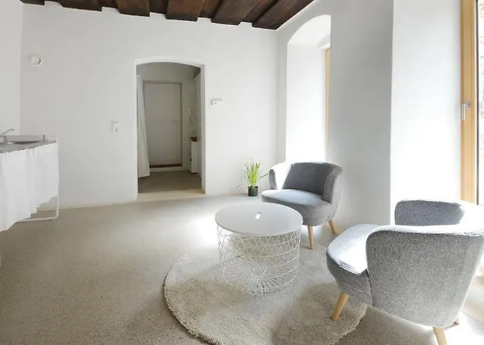 Huebsches Im Herzen Von *